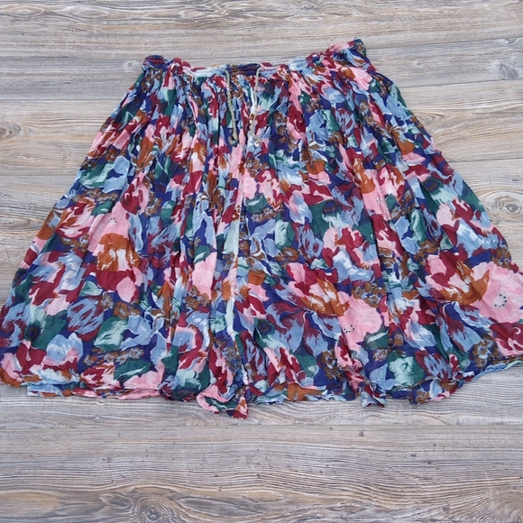 Flowy Lightweight Printed Pattern Drawstring Skirt - Picture 2 of 16